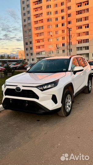 Toyota RAV4 2.5 AT, 2019, 106 621 км