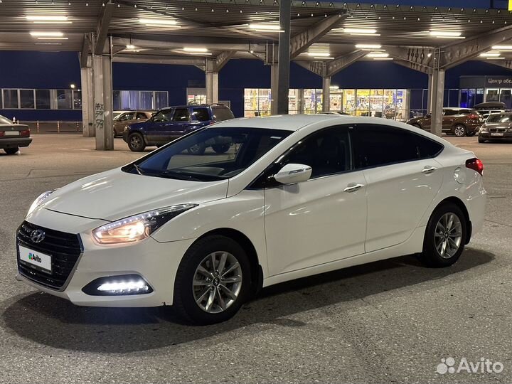 Hyundai i40 2.0 AT, 2016, 330 000 км