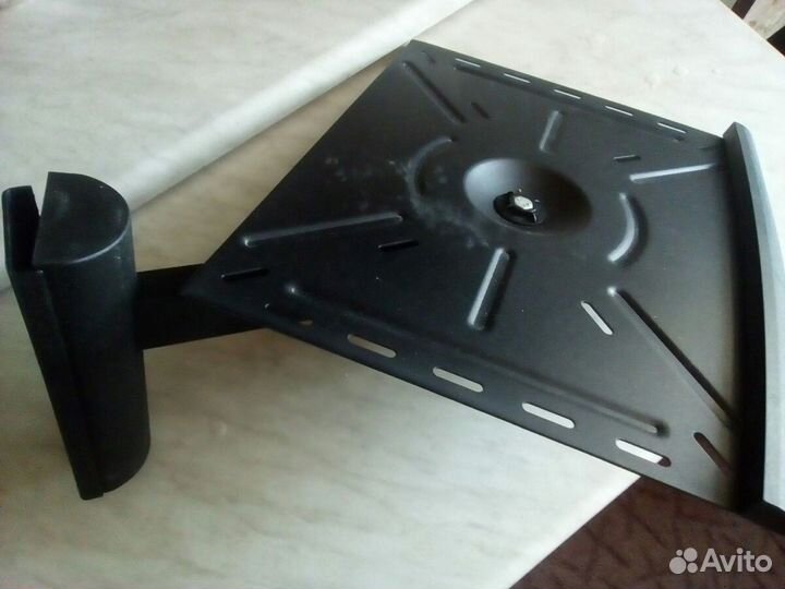 Подставка для телевизора