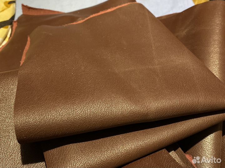 Рукодельникам.Кожзам для стульев,пошива галантереи