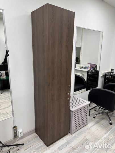 Парикмахерская лаборатория для салона, с раковиной