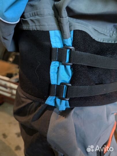 Сухой гидрокостюм