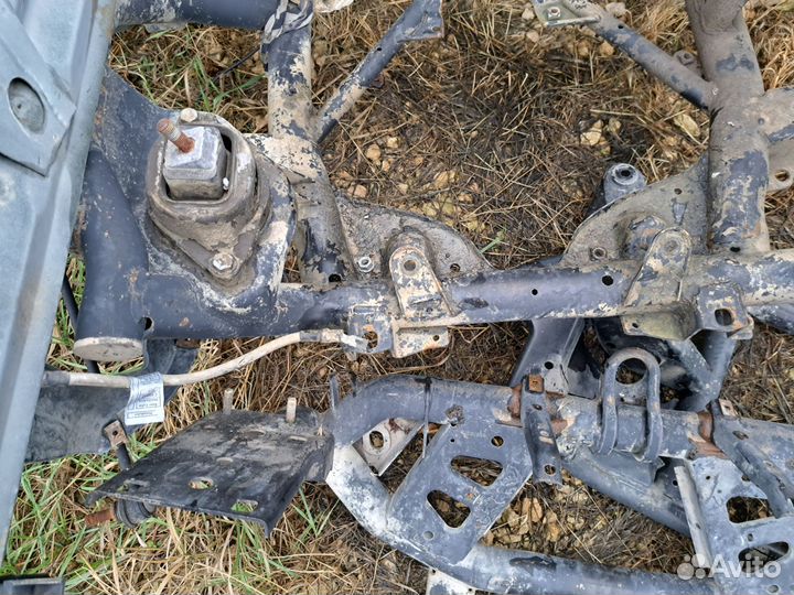 Подрамник передний Range Rover Vogue l322