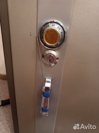 Открыть, вскрыть автомобиль, замок, дверь, авто