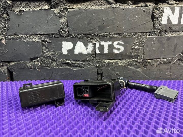 Блок предохранителей Nissan Note E12