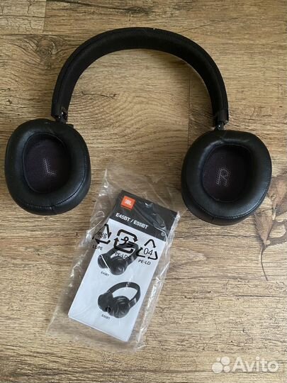 Беспроводные наушники jbl e55bt