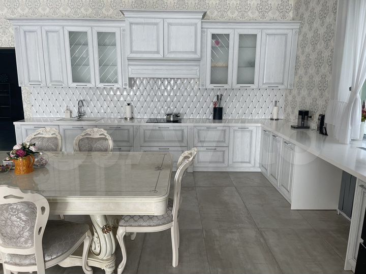 Дом 312 м² на участке 6 сот.