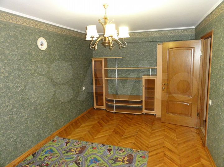 2-к. квартира, 48 м², 9/9 эт.