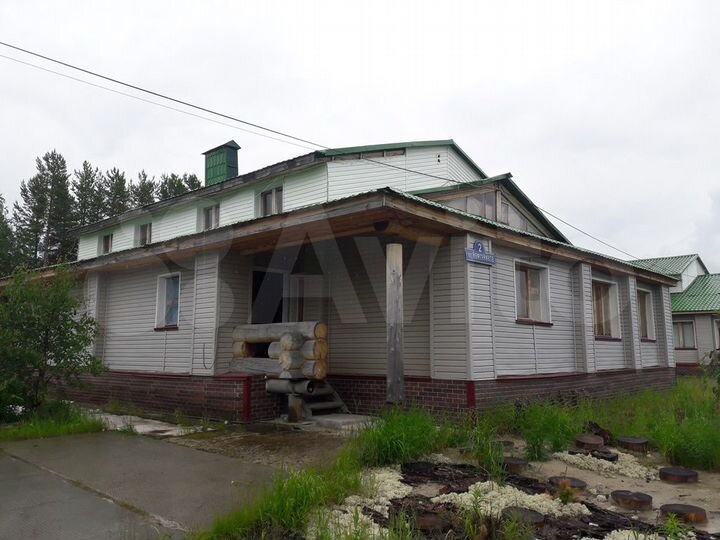 Дом 301,9 м² на участке 2,5 сот.