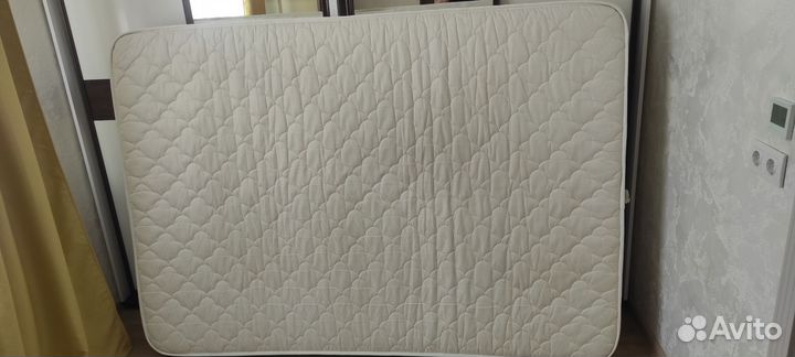 Матрас 140х200 беспружинный