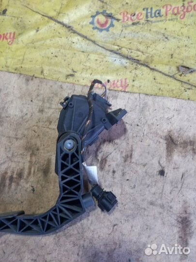 Педаль газа Volkswagen Passat B5 1.8 ATW 2000