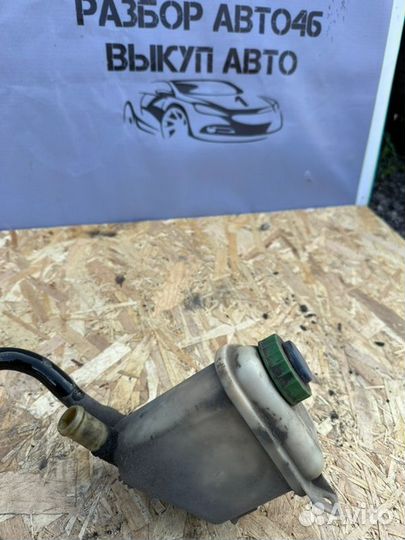 Бачок гур Volkswagen Touareg 4.2 AXQ 2004