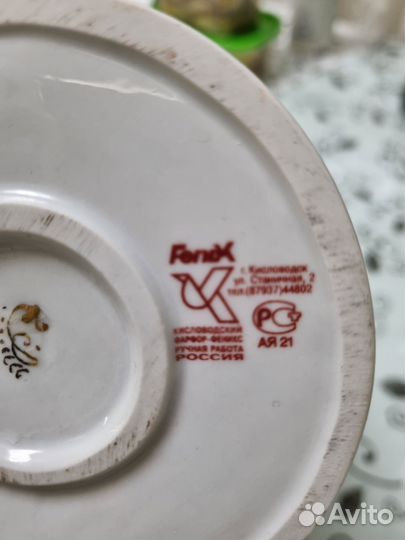 Гжель и бутылка для вина ручная работа