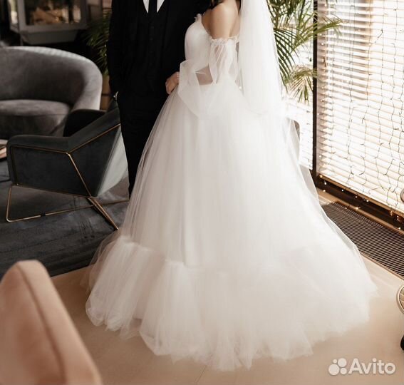 Свадебное платье