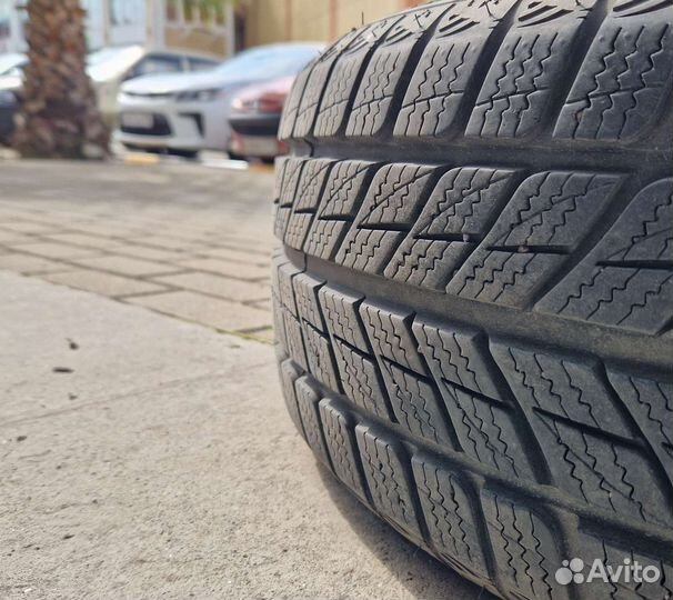 DoubleStar DW09 215/55 R18 95H