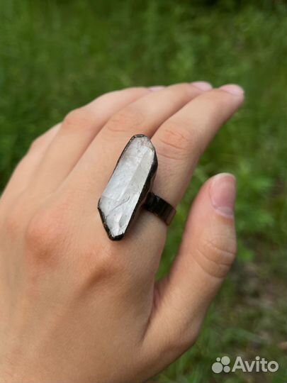 Кольцо с кварцем