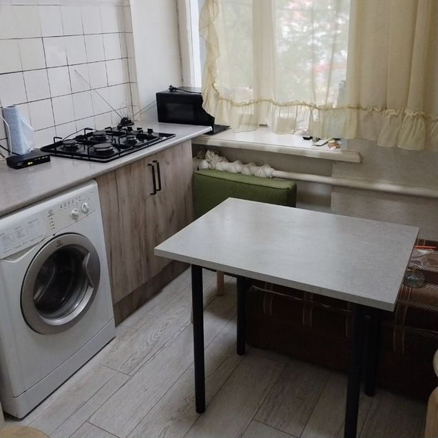 Комната в 3-к., 2/5 эт.