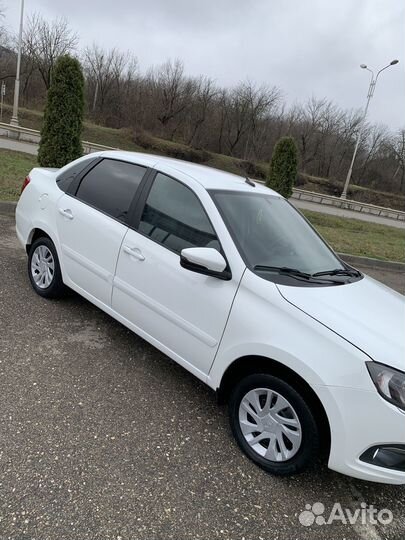 LADA Granta 1.6 МТ, 2019, 250 000 км