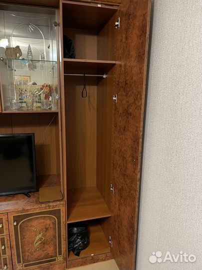 Стенка в гостинную