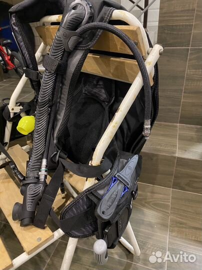 Компенсатор плавучести крыло