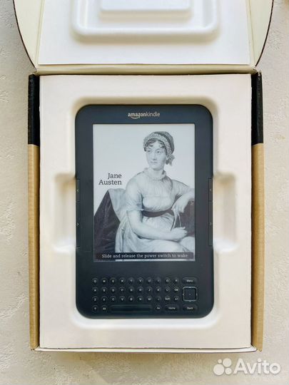 Электронная книга Amazon Kindle 3 полный комплект