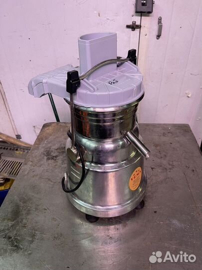 Соковыжималка Vema CE 2083