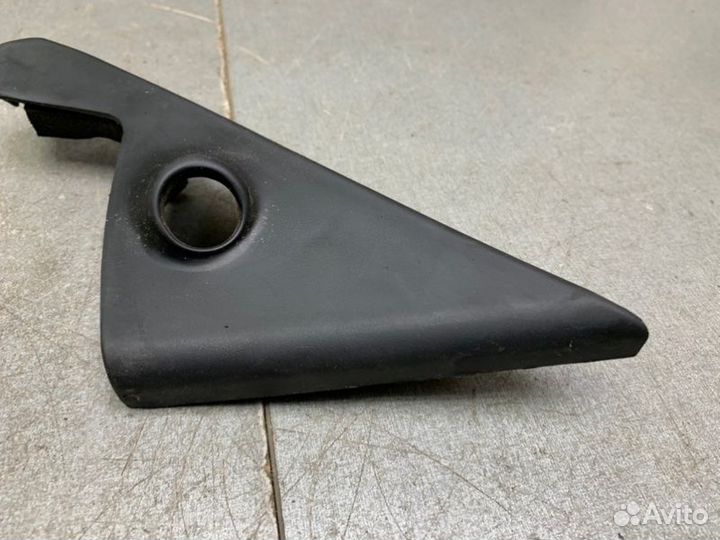 Уголок двери передний правый Kia Spectra 1.6 S6D