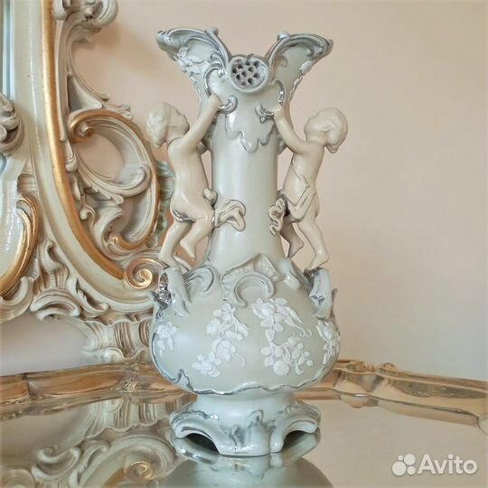 Ваза антикварная Villeroy & Boch Германия стол