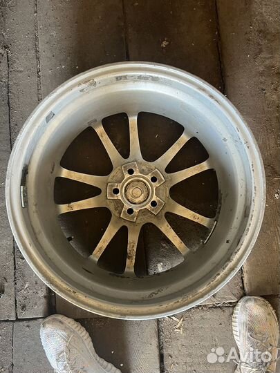 Комплект литья r17 5x100