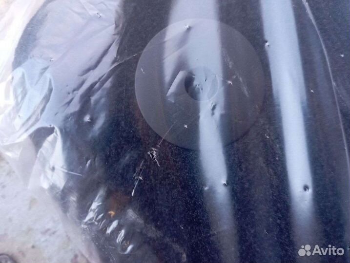 Polo liftback, ковры оригинал, в упаковке