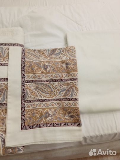 Сет комплект постельного белья+одеяло б/у