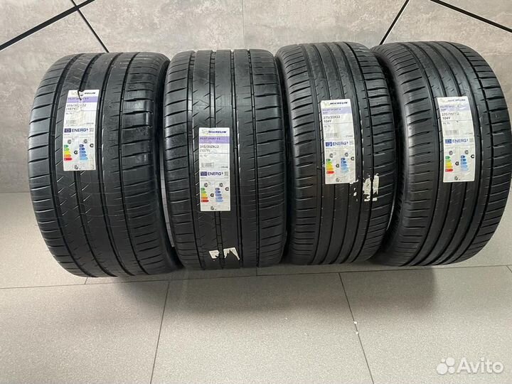 Michelin Pilot Sport 4 S 315/30 R22 и 275/35 R22 107Y
