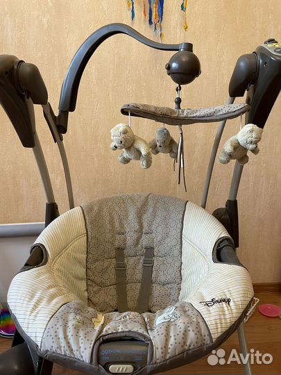 Детские качели электронные graco Silhouette 1С17