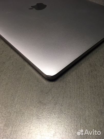 Macbook pro 13 2017 touch bar