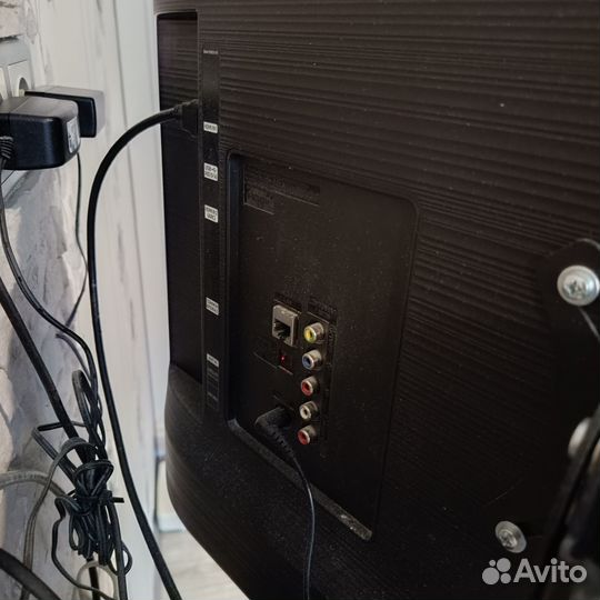 Телевизор samsung SMART tv 32