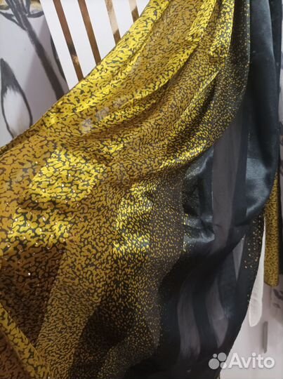 Женские шарфы и платки