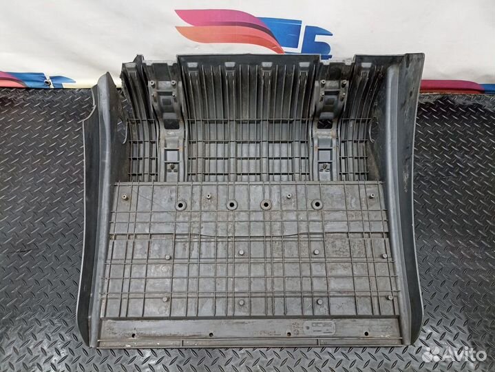 3755200308 Крыло заднее Mercedes-Benz Axor