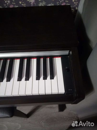 Цифровое пианино Yamaha YDP-141