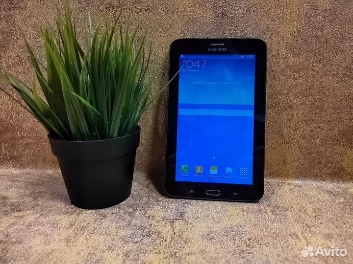 Планшет Samsung Galaxy Tab 3 Lite