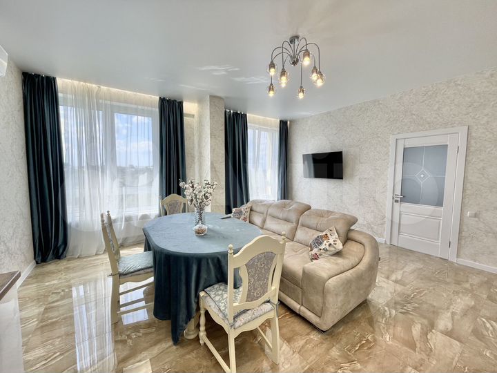 2-к. квартира, 77 м², 11/16 эт.