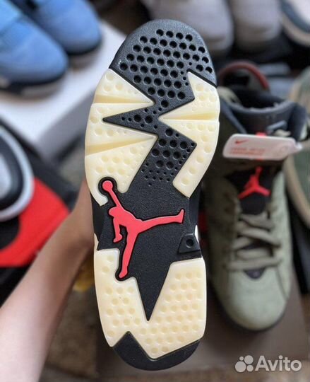 Nike Air Jordan 6 Travis Scott