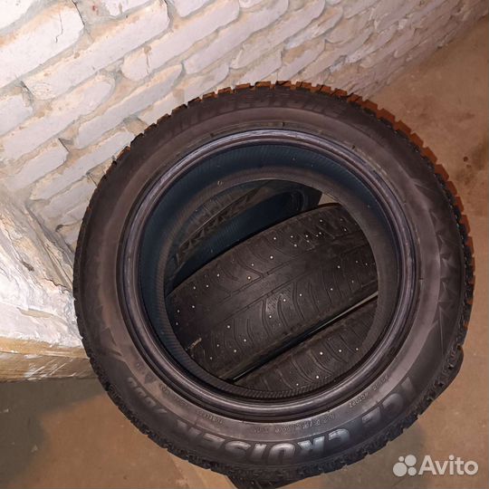 Bridgestone Ice Cruiser 7000 205/55 R16 T