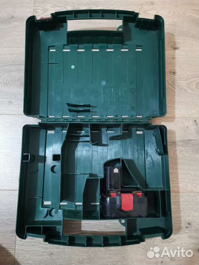 Кейс и аккумулятор для шуруповерта bosch Psr 14,4
