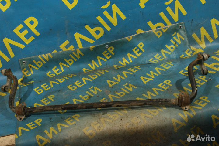 Передний стабилизатор Audi A4