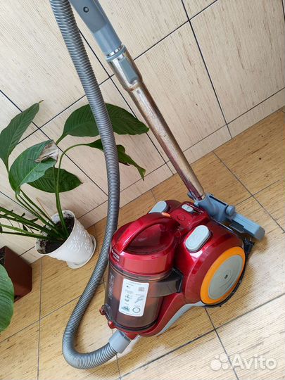 Пылесос vitek 2200W