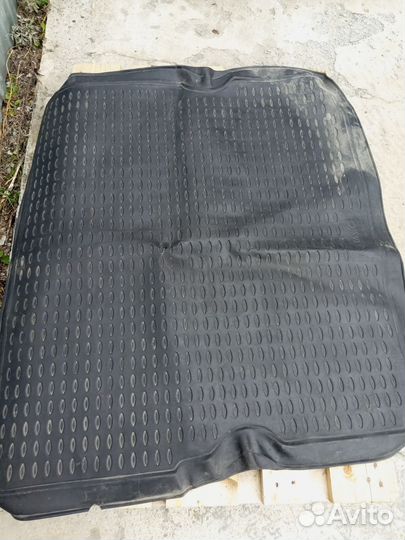 Комплект резиновых ковриков Opel Zafira 2013