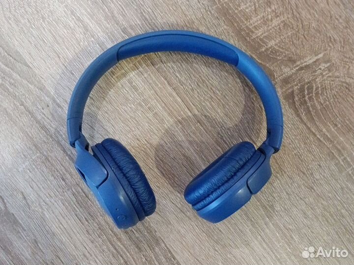 Беспроводные наушники jbl tune 560bt