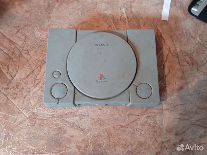 Play station 1 под восстановление или на запчасти