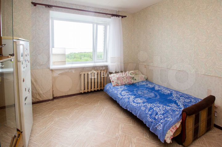 Комната 12,9 м² в 8-к., 9/9 эт.