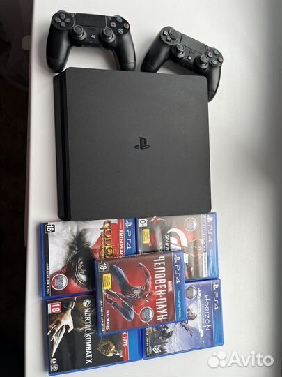 Sony PS4 slim 1tb